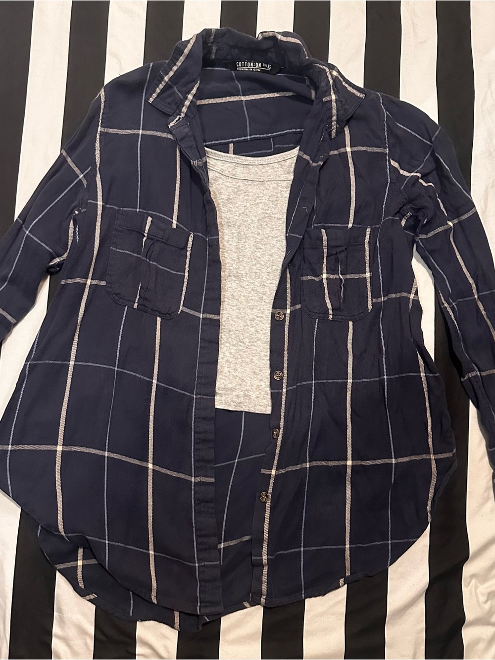 Cotton On Navy and White flannel